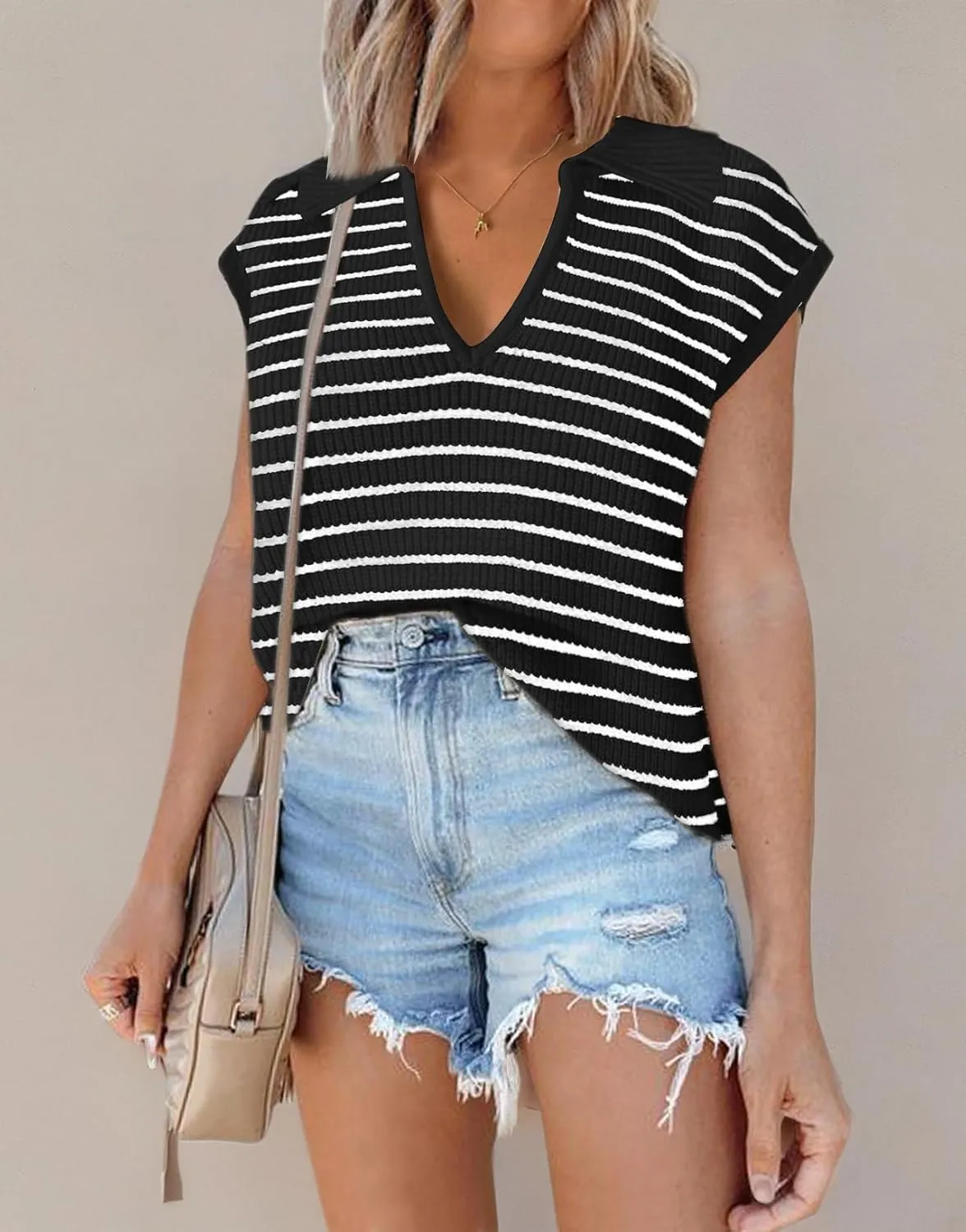 Disamer Short Sleeve Sweater for Women 2025 Spring Fashion Striped Sleeveless Vest Casual Tank Tops Summer Shirts